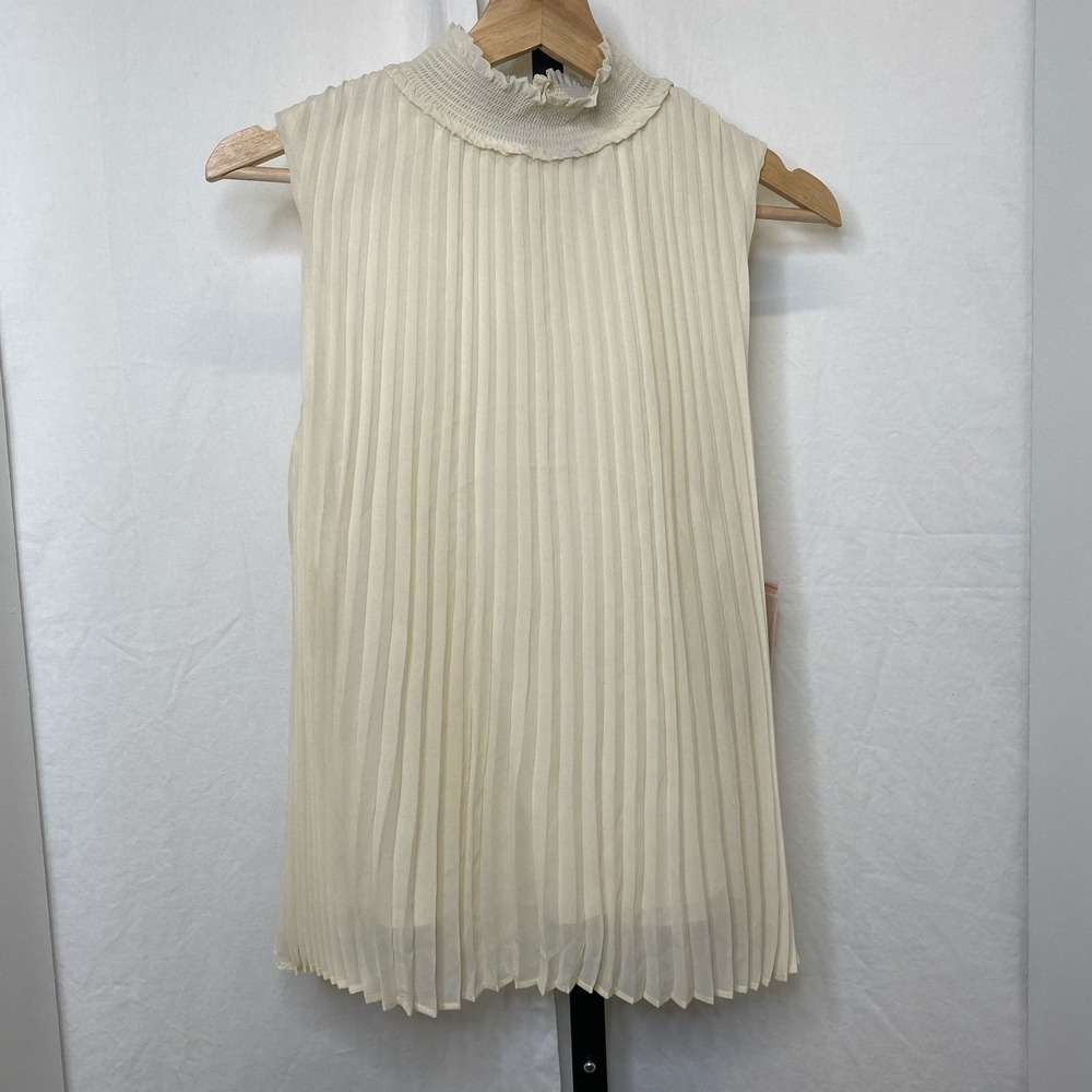 NWT Nanette Lepore top